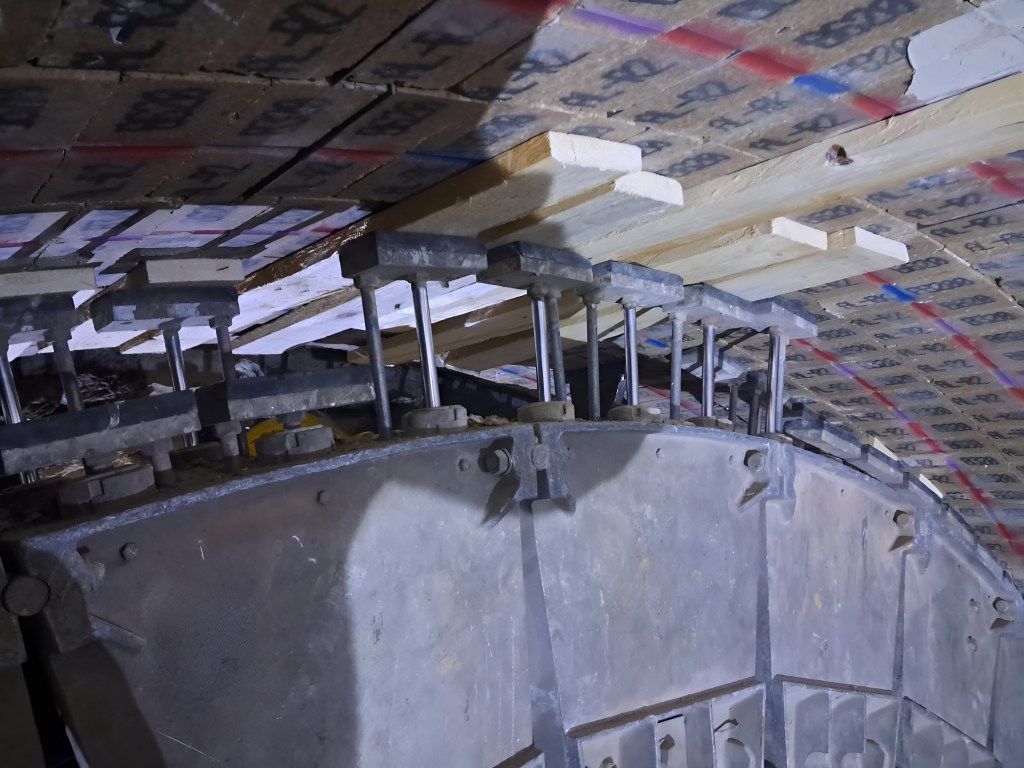 AB Refractory team at work